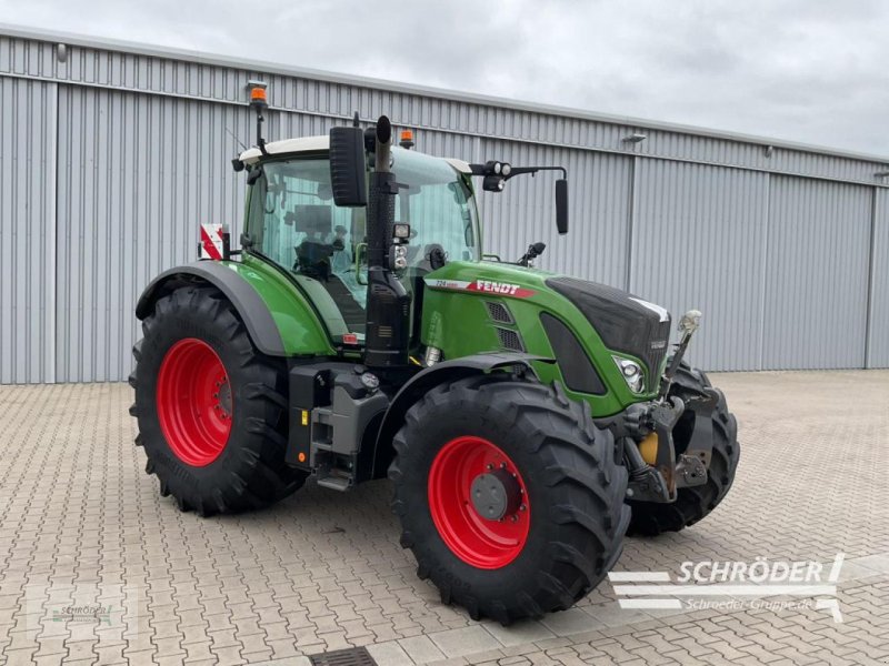 Traktor типа Fendt 724 GEN6 PROFI PLUS, Gebrauchtmaschine в Holdorf