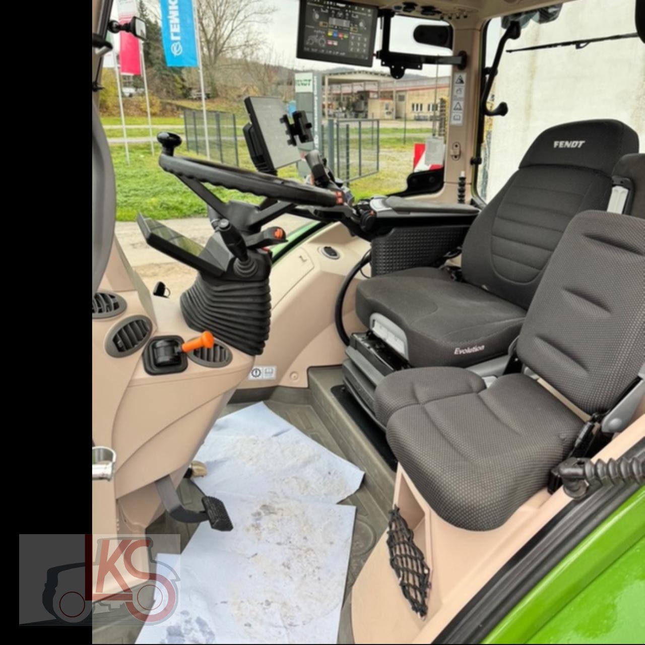 Traktor typu Fendt 724 GEN6 PROFI+ SETTING 2, Gebrauchtmaschine v Starkenberg (Obrázek 8)