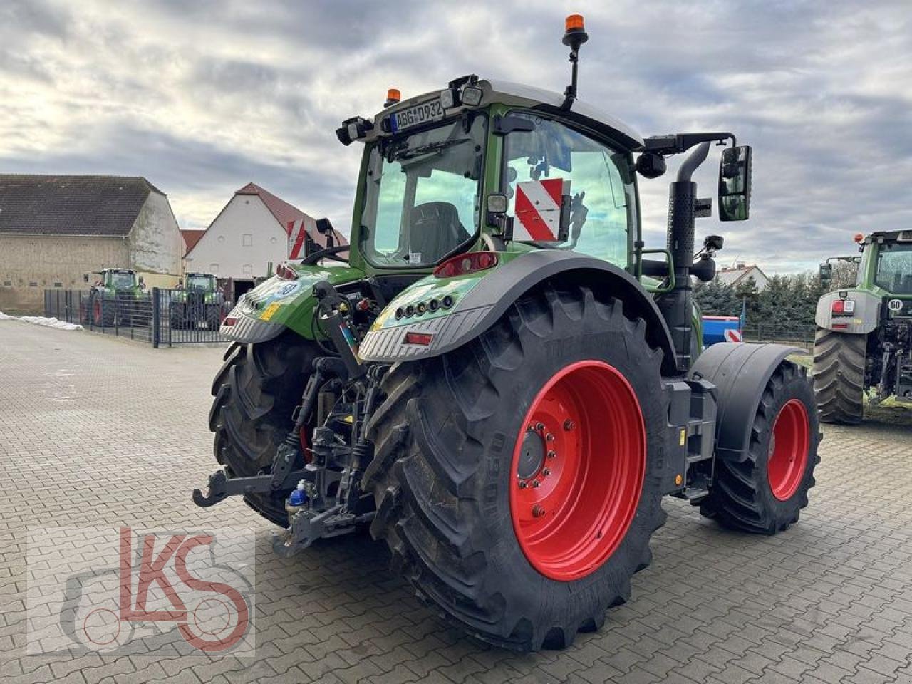 Traktor του τύπου Fendt 724 GEN6 PROFI+ SETTING 2, Gebrauchtmaschine σε Starkenberg (Φωτογραφία 3)