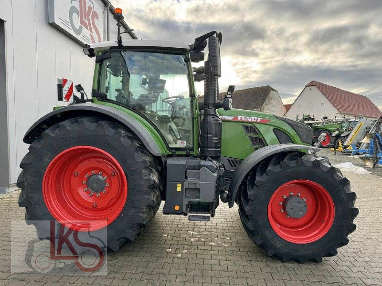 Traktor του τύπου Fendt 724 GEN6 PROFI+ SETTING 2, Gebrauchtmaschine σε Starkenberg (Φωτογραφία 6)