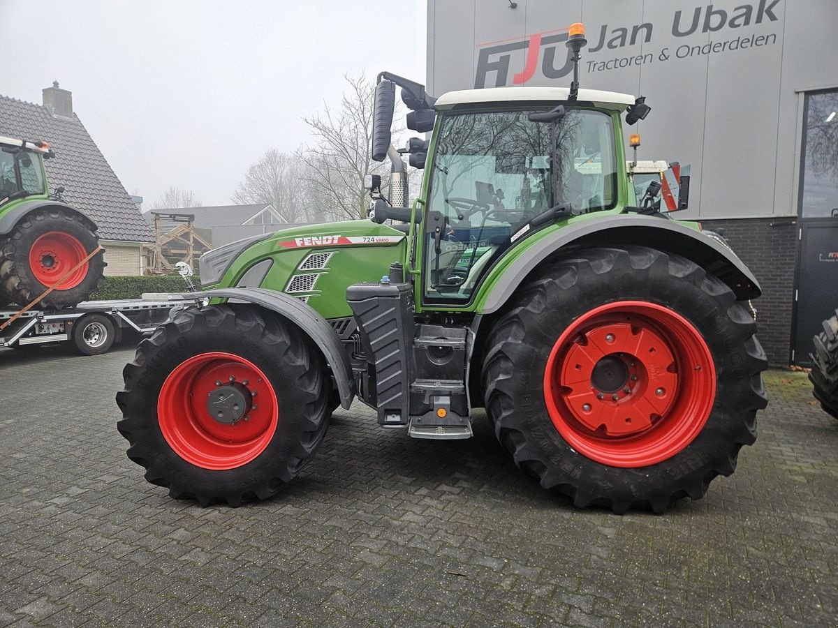 Traktor типа Fendt 724 Gen6 ProfiPlus, Gebrauchtmaschine в Staphorst (Фотография 1)