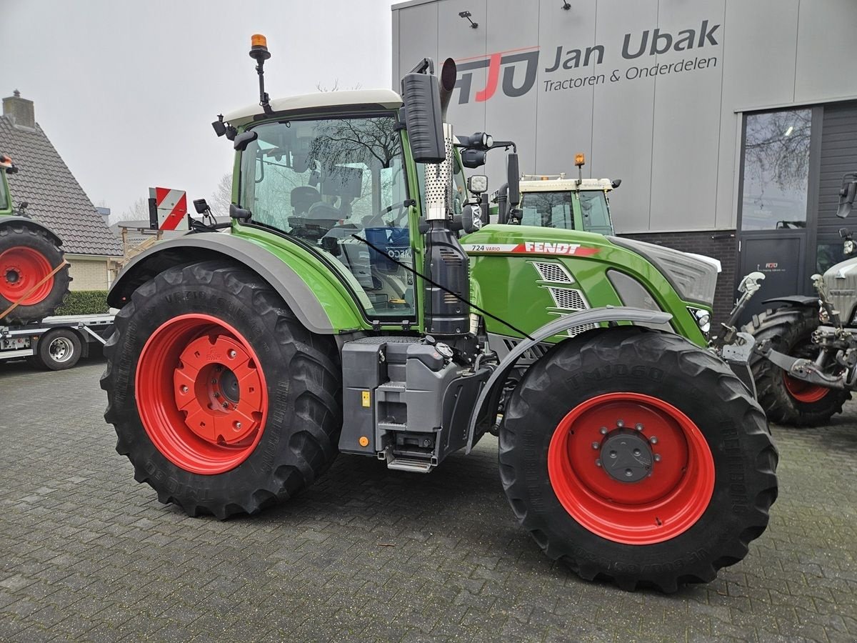 Traktor типа Fendt 724 Gen6 ProfiPlus, Gebrauchtmaschine в Staphorst (Фотография 2)