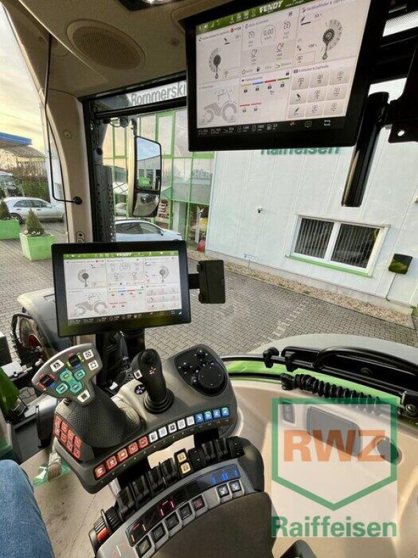 Traktor van het type Fendt 724 Gen6 Setting MegaBereifung, Ausstellungsmaschine in Rommerskirchen (Foto 10)