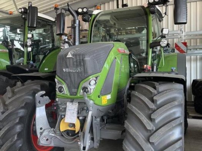 Traktor от тип Fendt 724 Gen6, Neumaschine в Gundersheim