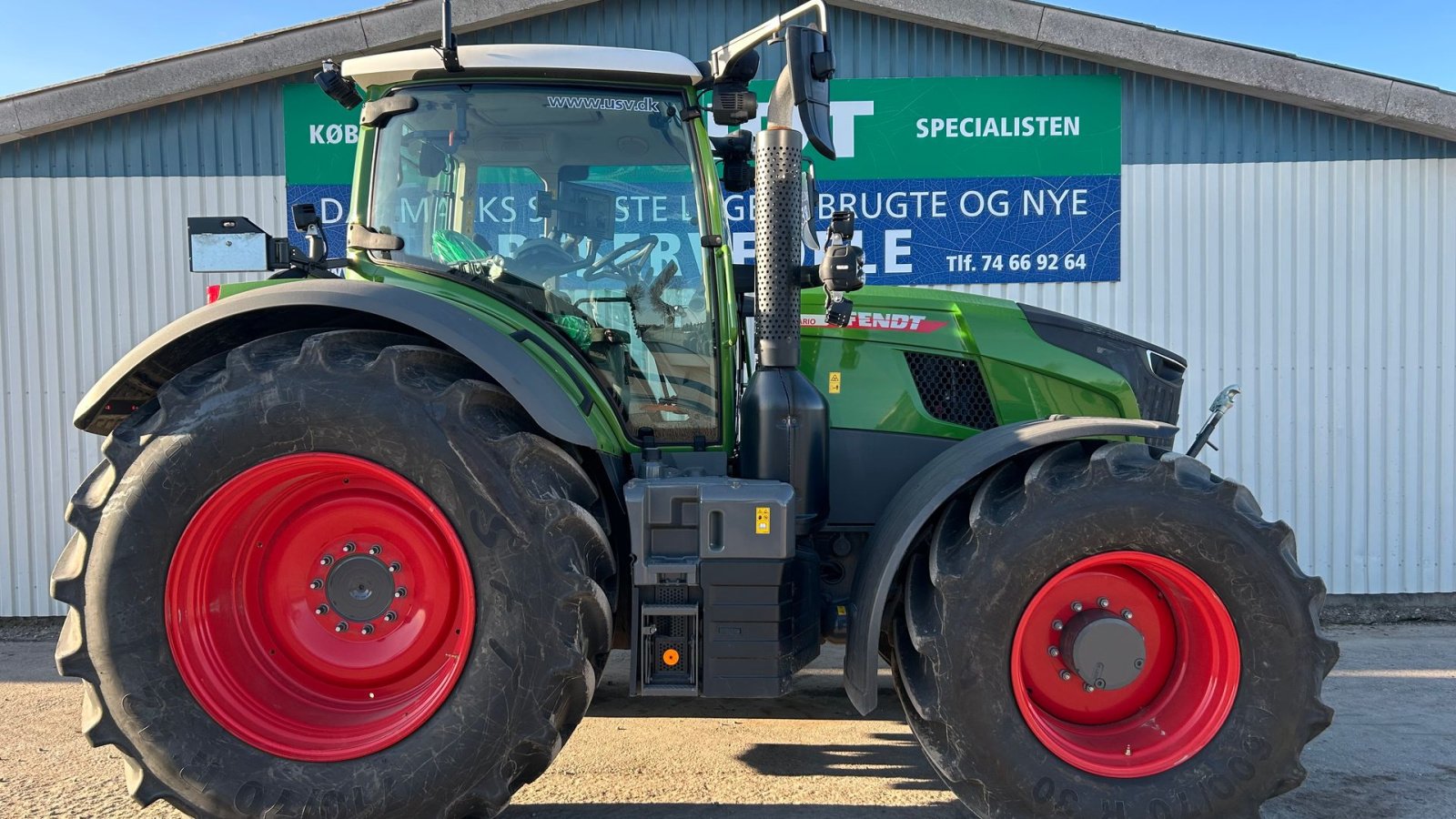 Traktor типа Fendt 724 Gen7 Power Plus Setting 2 Front PTO, Godt udstyret, Gebrauchtmaschine в Rødekro (Фотография 4)