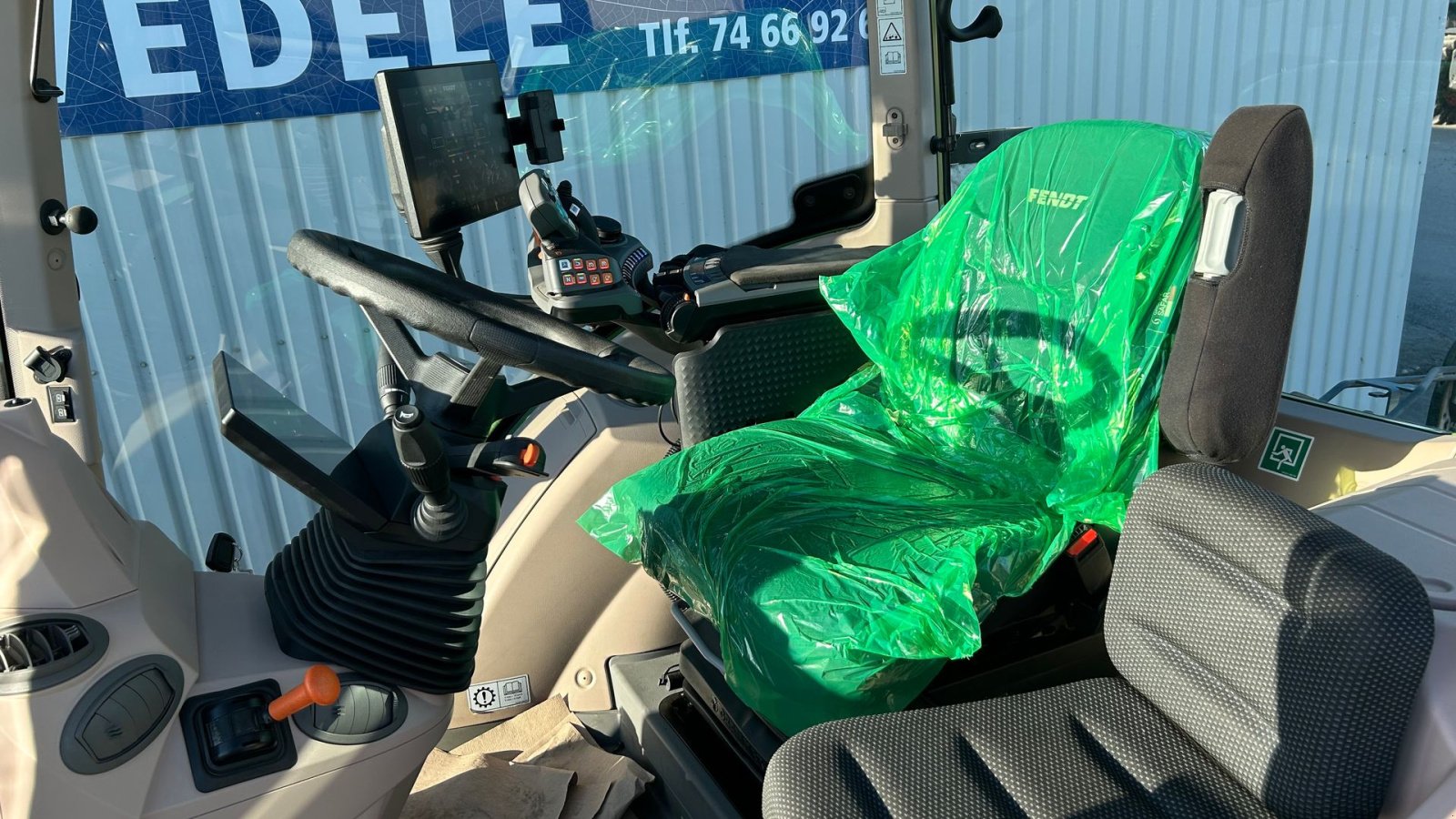 Traktor типа Fendt 724 Gen7 Power Plus Setting 2 Front PTO, Godt udstyret, Gebrauchtmaschine в Rødekro (Фотография 11)
