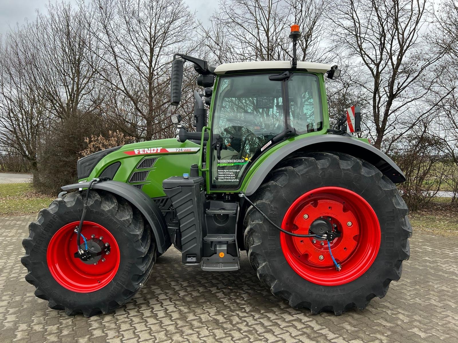 Traktor des Typs Fendt 724 Generation 6 ProfiPlus RTK, Gebrauchtmaschine in Donaueschingen (Bild 2)