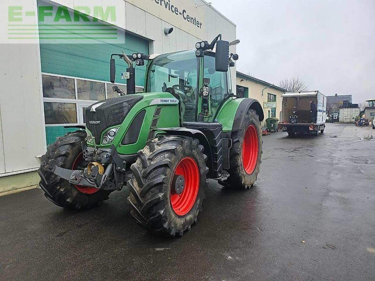 Traktor Türe ait Fendt 724 neuer triebsatz, Gebrauchtmaschine içinde ZWÖNITZ OT HORMERSDORF (resim 4)