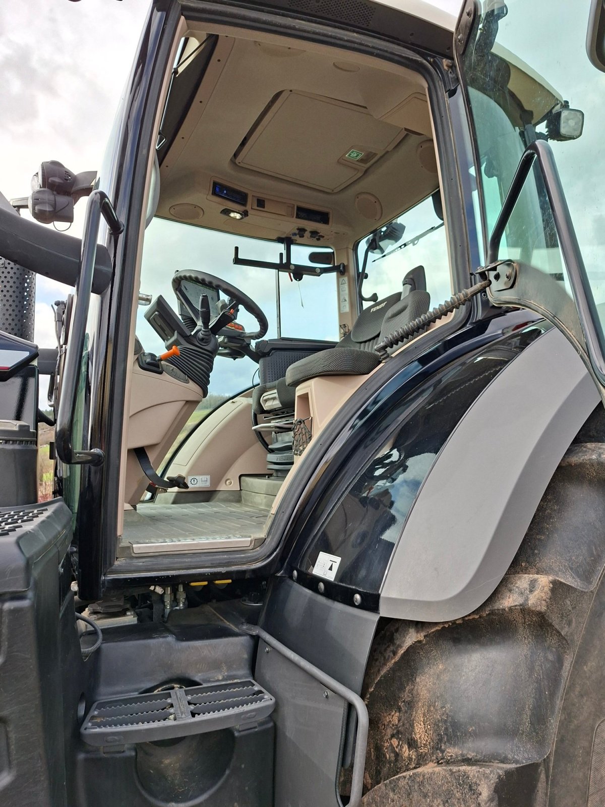 Traktor del tipo Fendt 724 Power Plus Gen 6, Gebrauchtmaschine In Nack (Immagine 2)