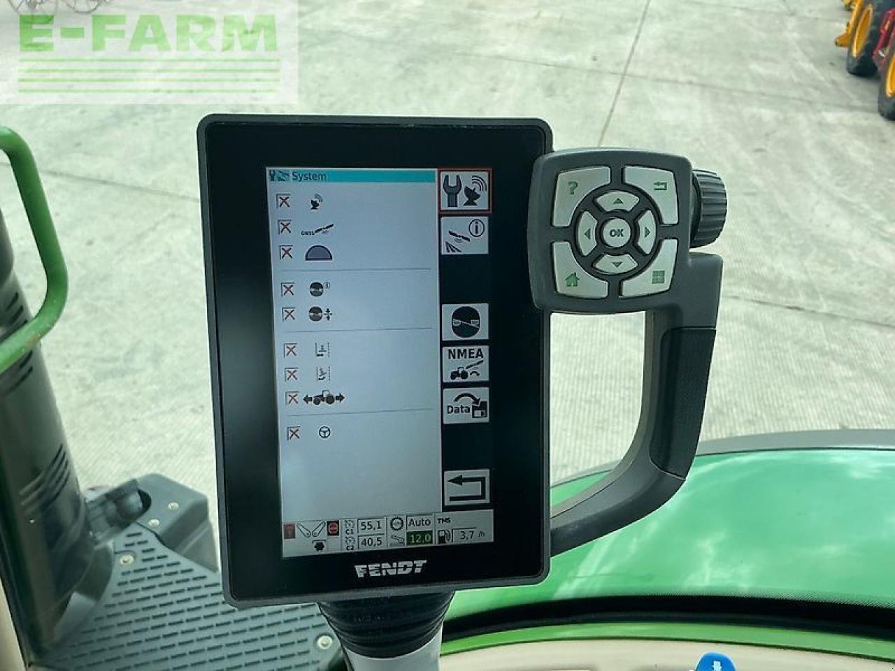 Traktor tip Fendt 724 power plus tractor (st23425), Gebrauchtmaschine in SHAFTESBURY (Poză 24)