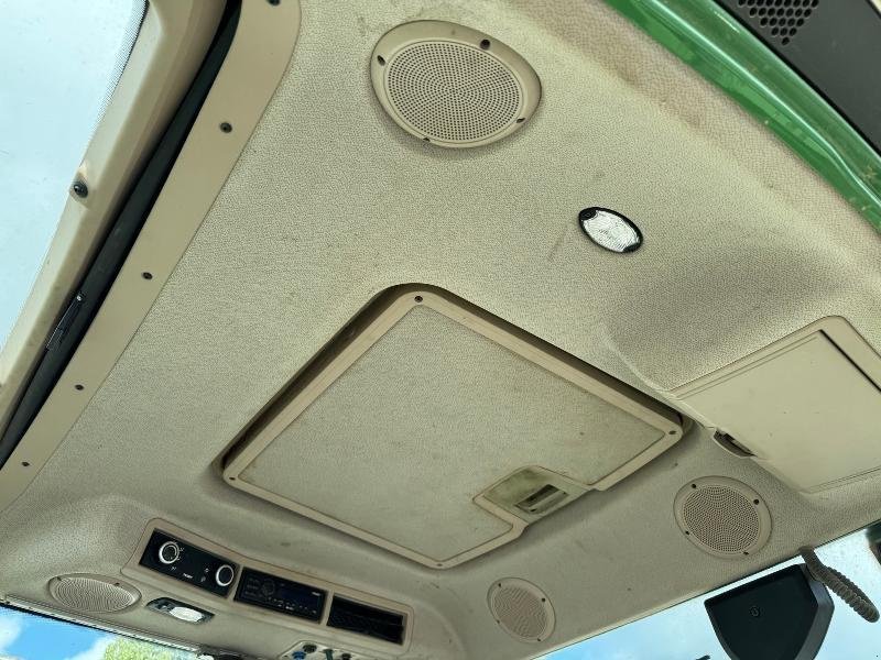 Traktor of the type Fendt 724 POWER, Gebrauchtmaschine in Wargnies Le Grand (Picture 10)