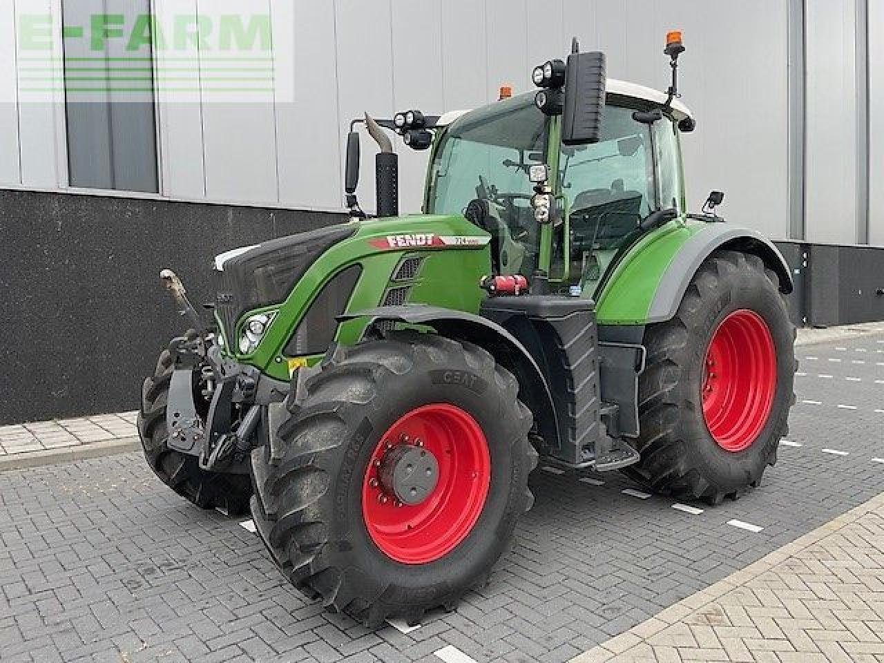 Traktor van het type Fendt 724 profi+ gen6, Gebrauchtmaschine in gg VEGHEL (Foto 1)