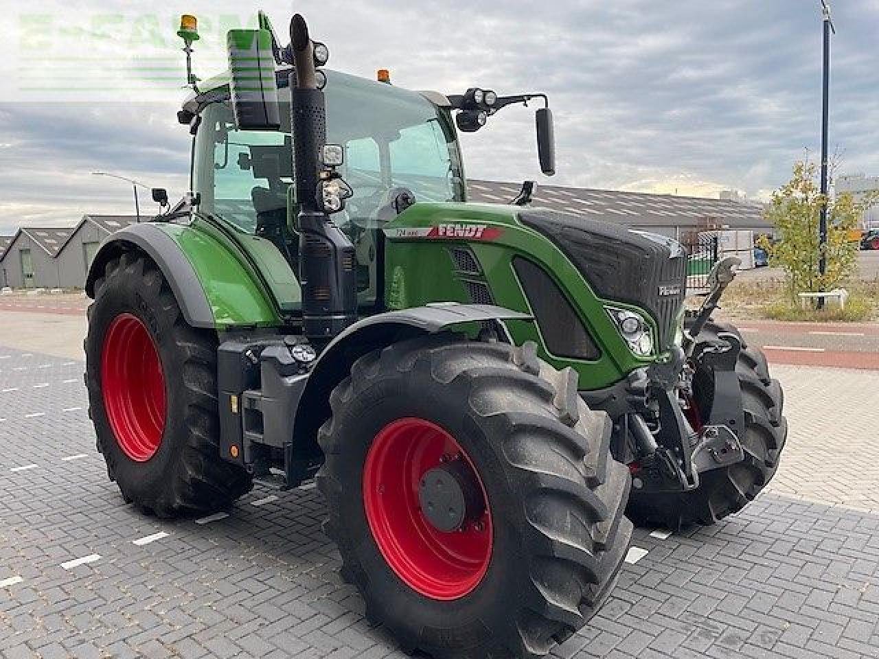 Traktor van het type Fendt 724 profi+ gen6, Gebrauchtmaschine in gg VEGHEL (Foto 12)