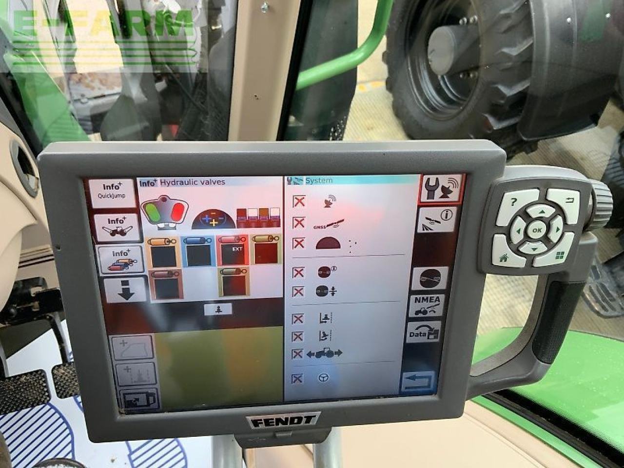 Traktor typu Fendt 724 profi plus tractor (st25188), Gebrauchtmaschine v SHAFTESBURY (Obrázok 24)
