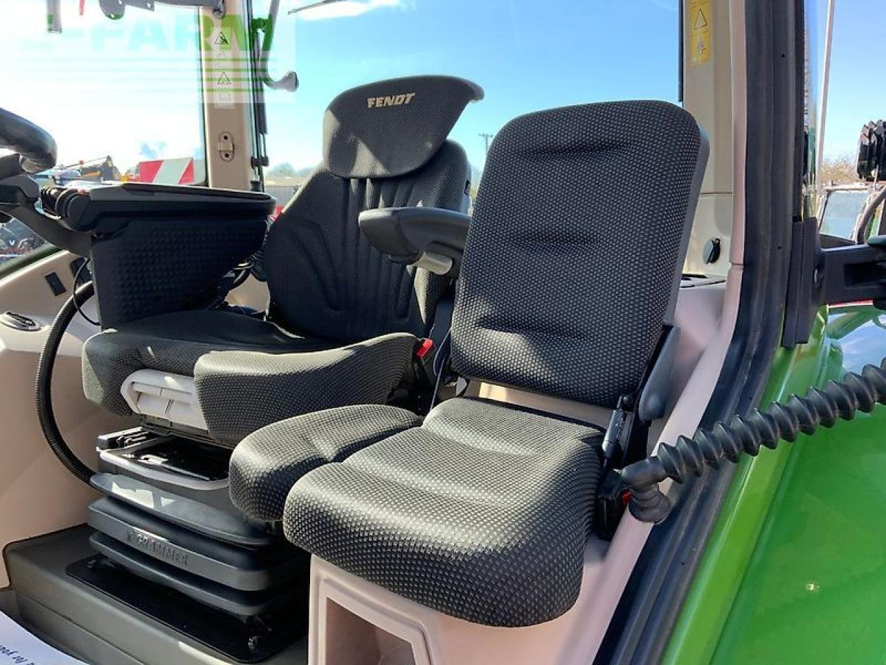 Traktor от тип Fendt 724 profi plus tractor (st26001), Gebrauchtmaschine в SHAFTESBURY (Снимка 21)
