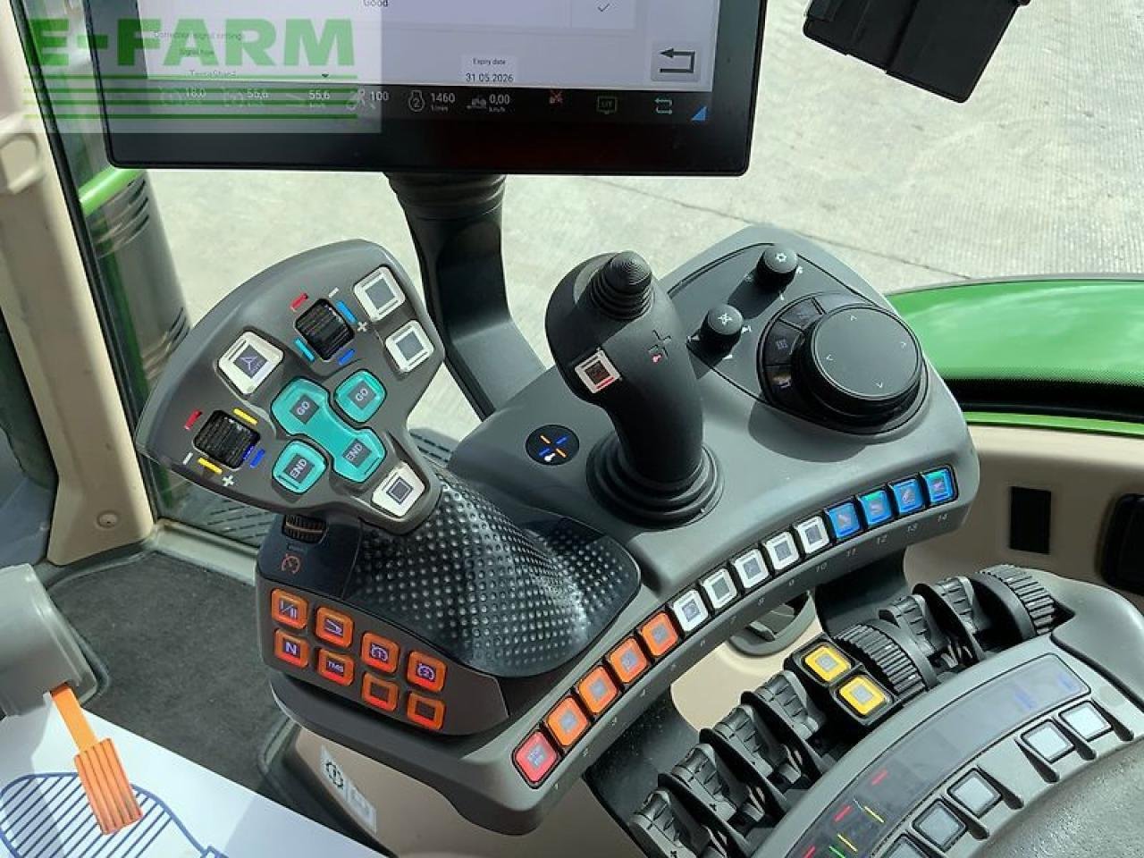 Traktor van het type Fendt 724 profi plus tractor (st26286), Gebrauchtmaschine in SHAFTESBURY (Foto 25)