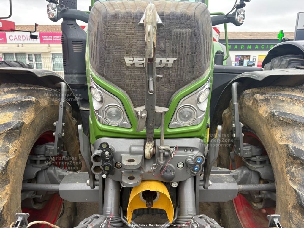 Traktor типа Fendt 724 PROFI PLUS, Gebrauchtmaschine в LOMBEZ (Фотография 5)