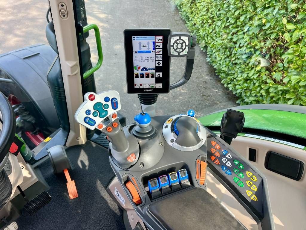 Traktor del tipo Fendt 724 Profi, Gebrauchtmaschine In Nijkerkerveen (Immagine 9)