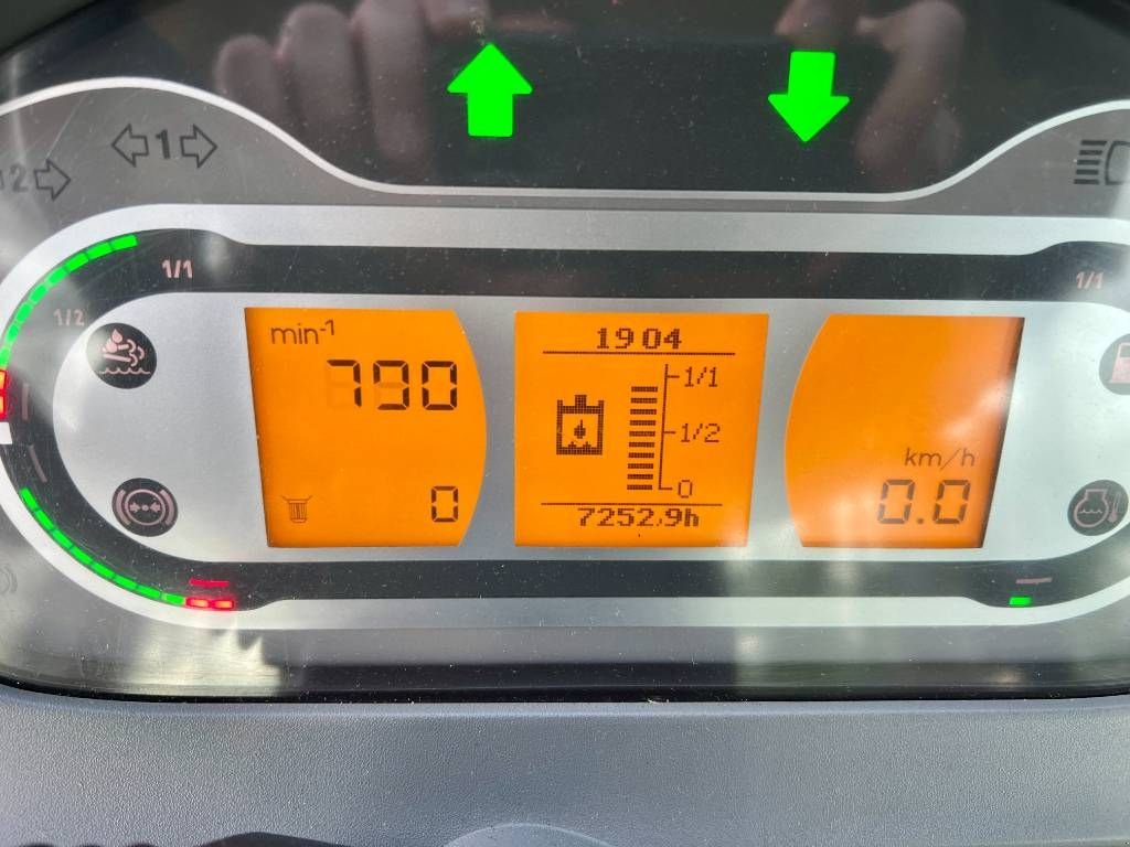 Traktor del tipo Fendt 724 Profi, Gebrauchtmaschine In Nijkerkerveen (Immagine 11)