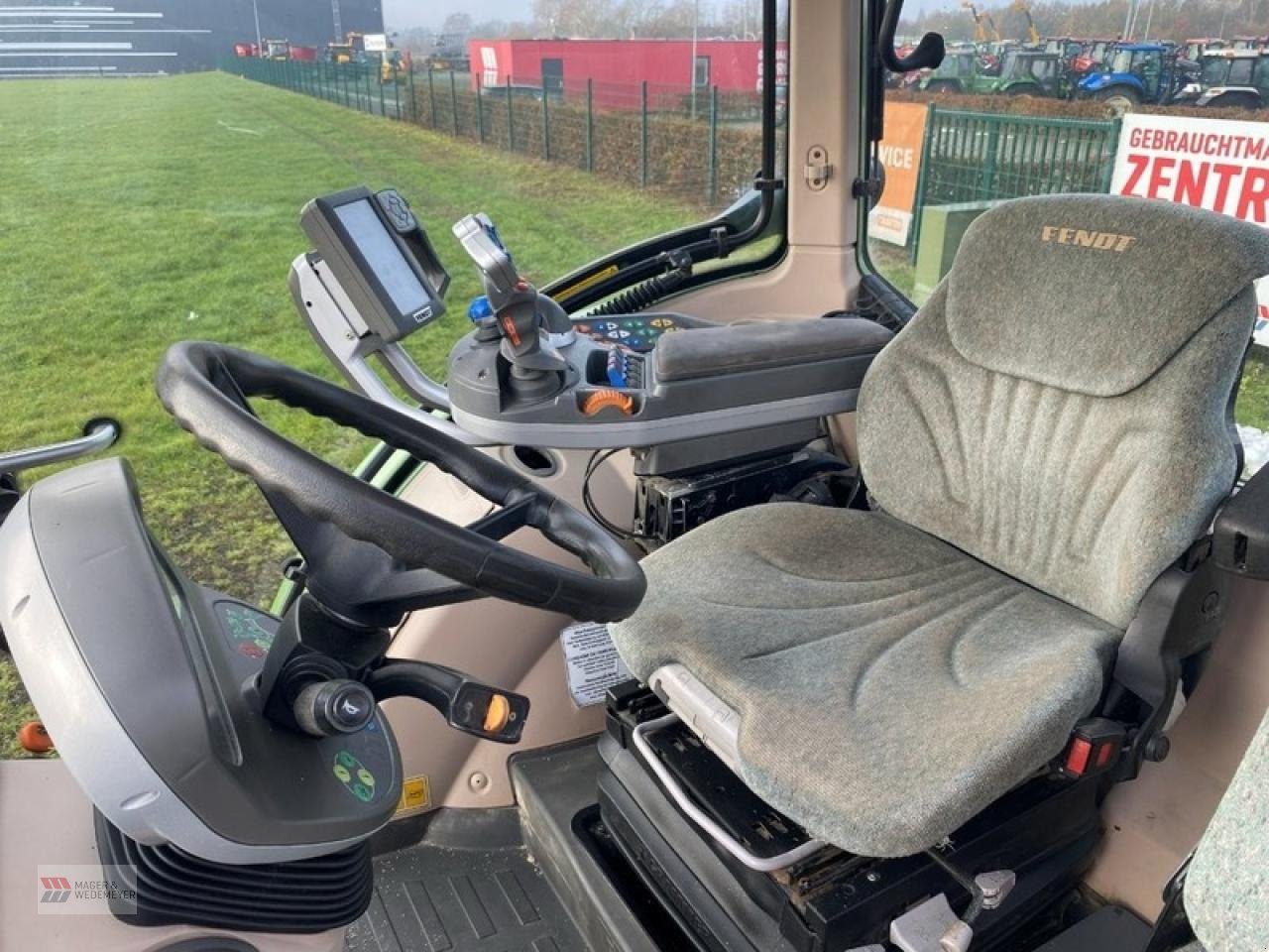 Traktor typu Fendt 724 PROFI, Gebrauchtmaschine w Oyten (Zdjęcie 8)