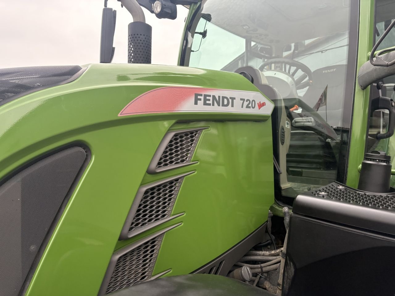 Traktor za tip Fendt 724 profiplus s4, Gebrauchtmaschine u Wapenveld (Slika 11)