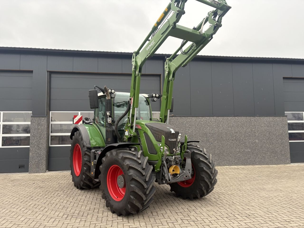 Traktor za tip Fendt 724 profiplus, Gebrauchtmaschine u Wapenveld (Slika 2)