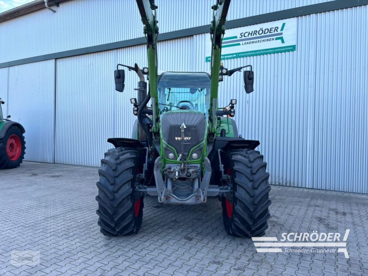 Traktor of the type Fendt 724 S4 + CARGO 5X/90 DW, Gebrauchtmaschine in Wildeshausen (Picture 5)