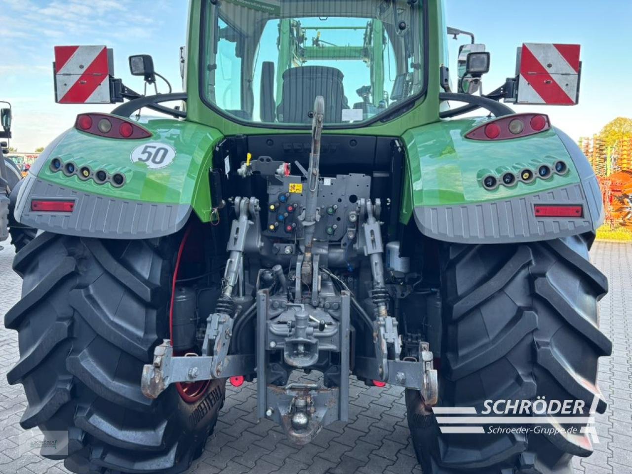 Traktor of the type Fendt 724 S4 + CARGO 5X/90 DW, Gebrauchtmaschine in Wildeshausen (Picture 13)