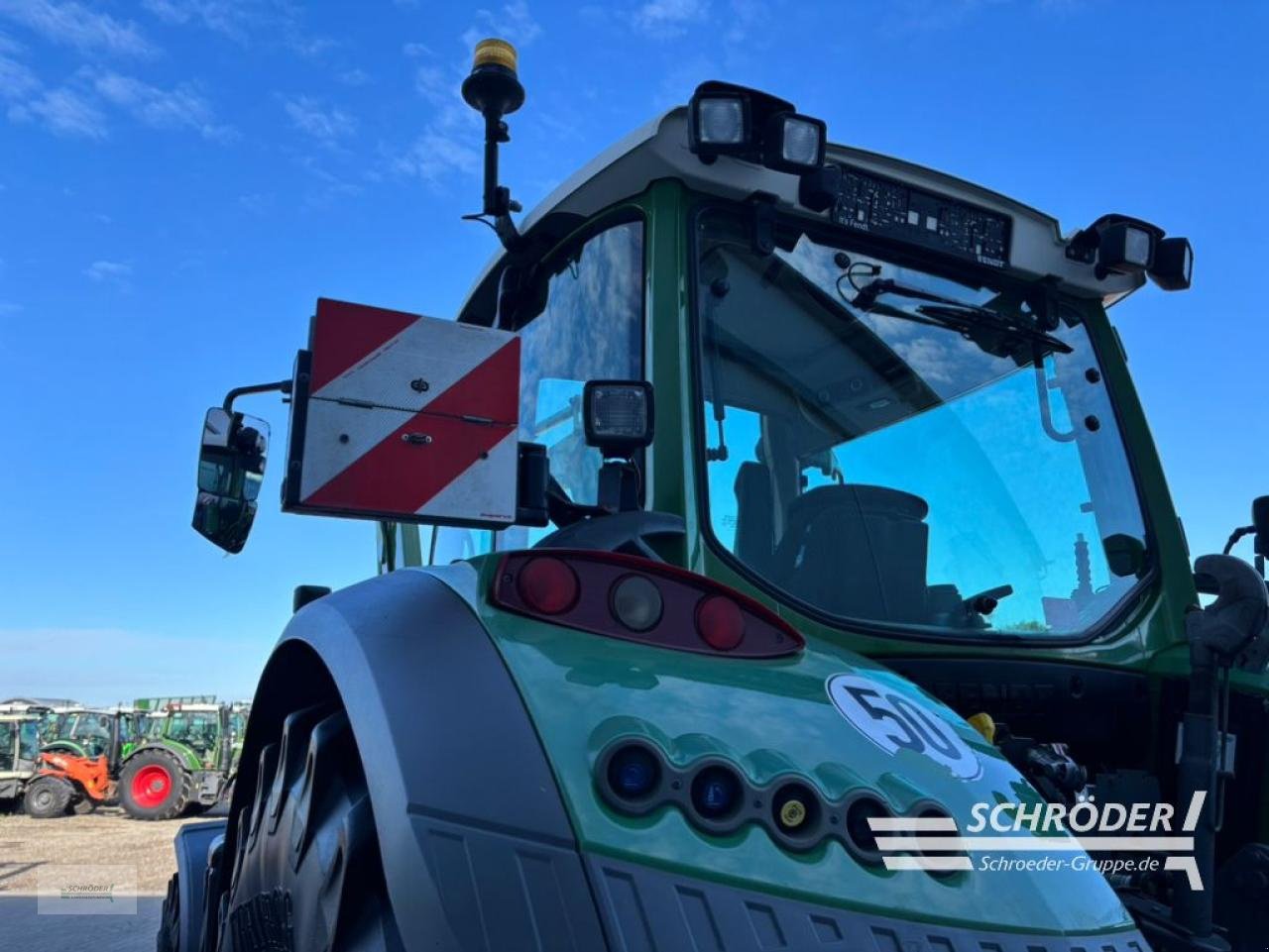 Traktor of the type Fendt 724 S4 + CARGO 5X/90 DW, Gebrauchtmaschine in Wildeshausen (Picture 16)