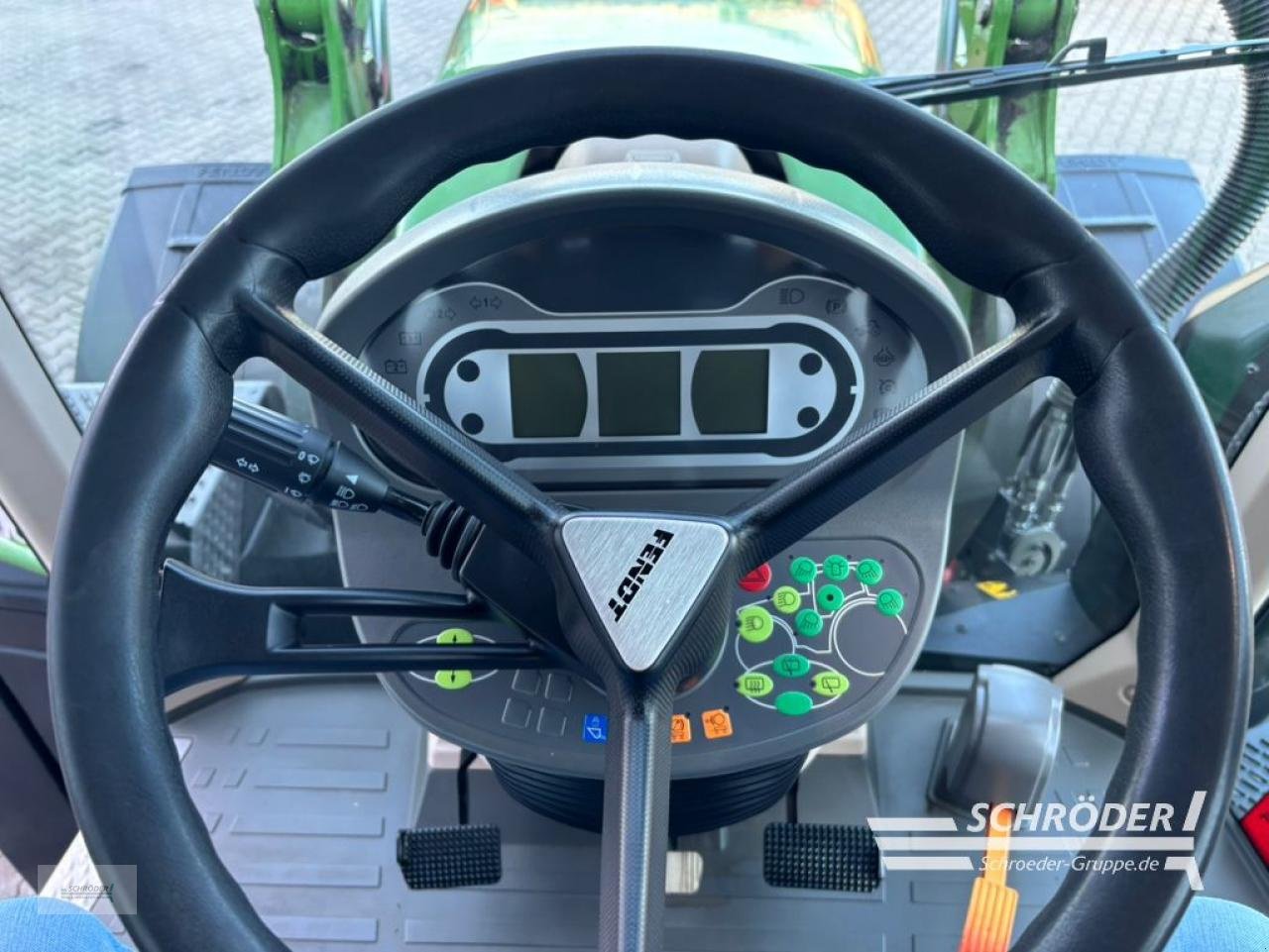 Traktor of the type Fendt 724 S4 + CARGO 5X/90 DW, Gebrauchtmaschine in Wildeshausen (Picture 23)