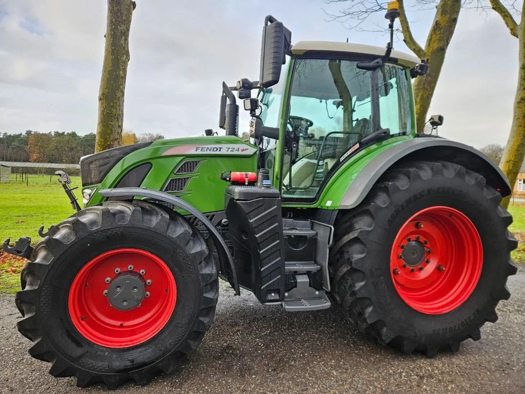 Traktor типа Fendt 724 S4 Profi Plus (718 720 722 ), Gebrauchtmaschine в Bergen op Zoom (Фотография 5)