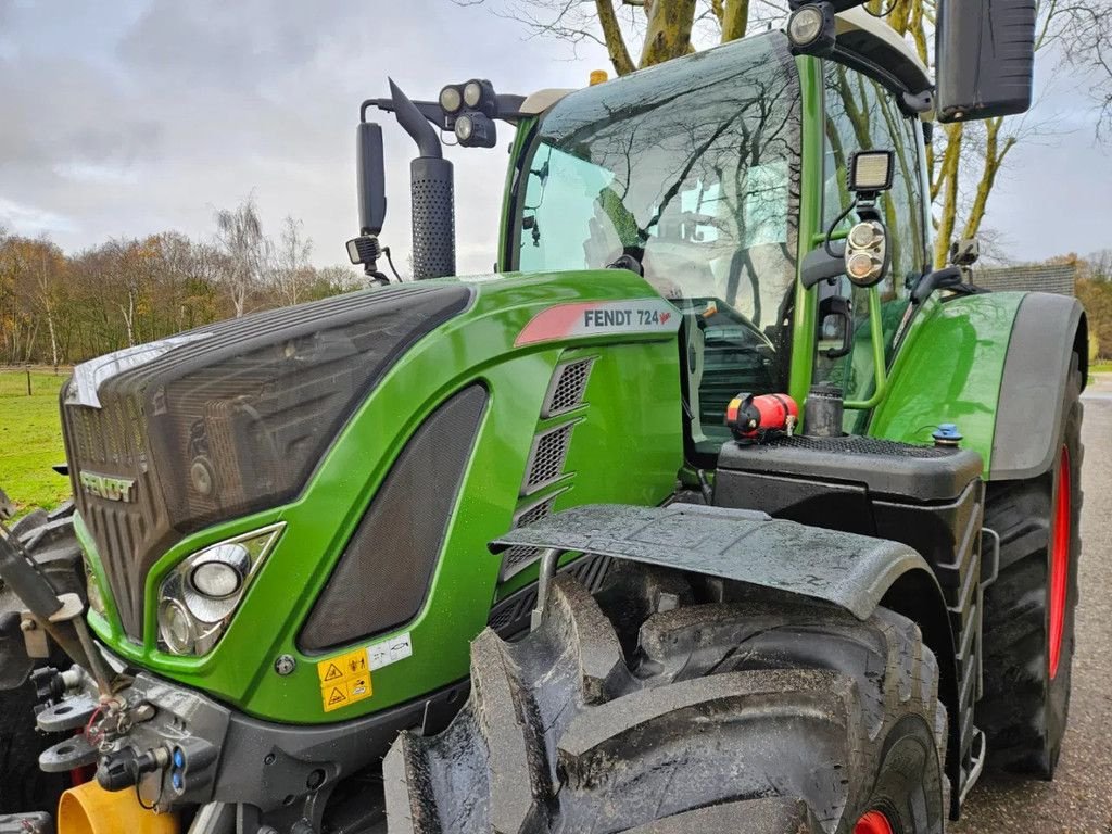 Traktor типа Fendt 724 S4 Profi Plus (718 720 722 ), Gebrauchtmaschine в Bergen op Zoom (Фотография 3)