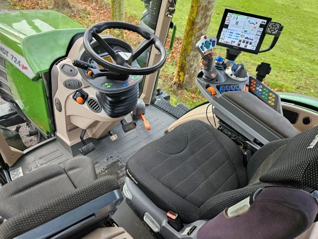 Traktor typu Fendt 724 S4 Profi Plus (718 720 722 ), Gebrauchtmaschine v Bergen op Zoom (Obrázok 10)