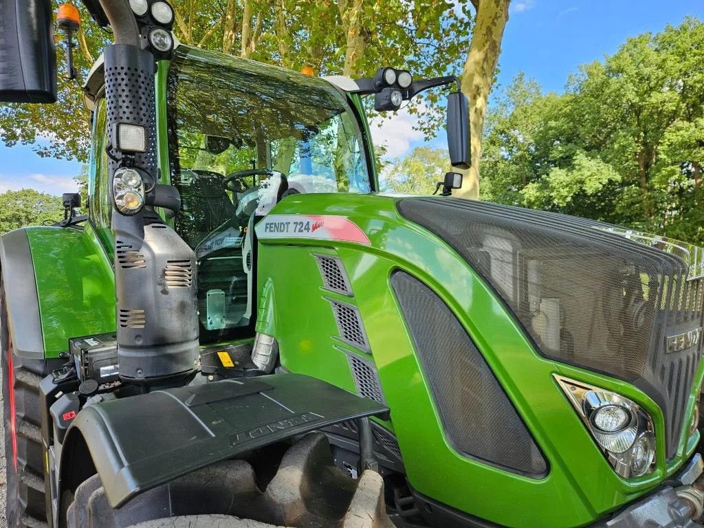 Traktor des Typs Fendt 724 S4 Profi Plus (SOLD/VERKOCHT), Gebrauchtmaschine in Bergen op Zoom (Bild 4)
