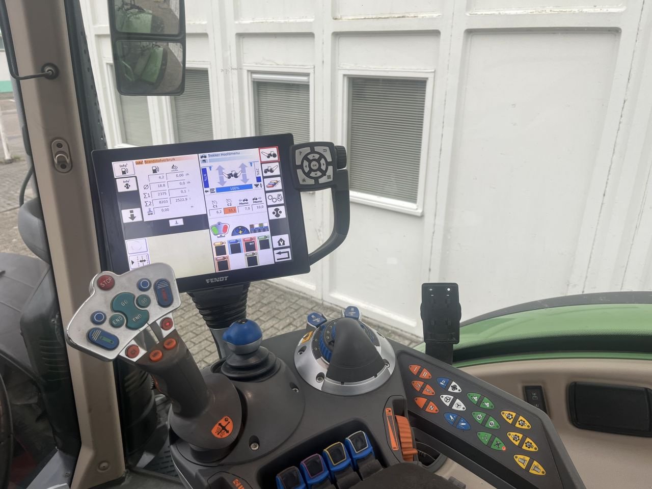 Traktor tip Fendt 724 S4 Profi Plus, Gebrauchtmaschine in Kampen (Poză 7)