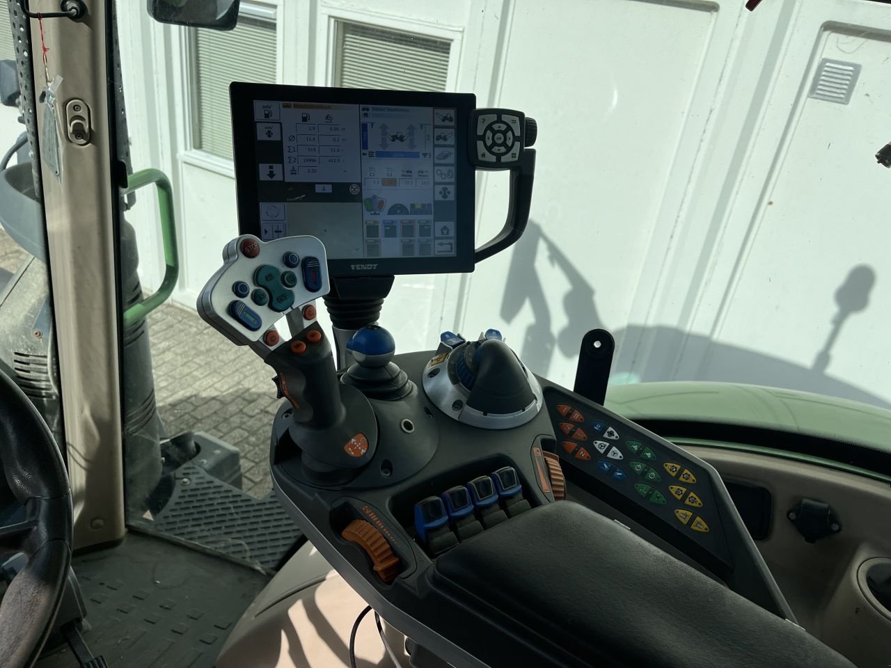 Traktor du type Fendt 724 S4 Profi Plus, Gebrauchtmaschine en Kampen (Photo 7)