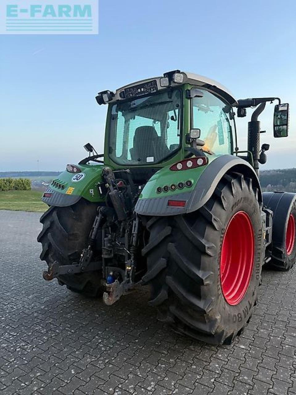 Traktor des Typs Fendt 724 s4 profi plus, Gebrauchtmaschine in RIEGENROTH (Bild 7)