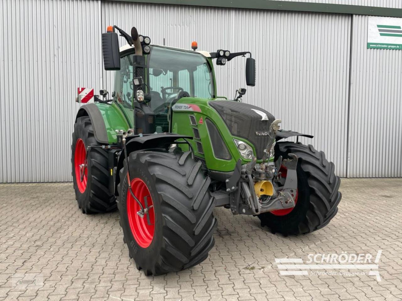 Traktor typu Fendt 724 S4 PROFI PLUS, Gebrauchtmaschine v Wildeshausen (Obrázek 1)