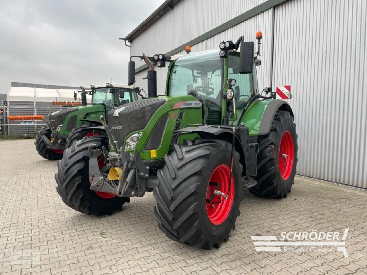 Traktor typu Fendt 724 S4 PROFI PLUS, Gebrauchtmaschine v Wildeshausen (Obrázek 5)