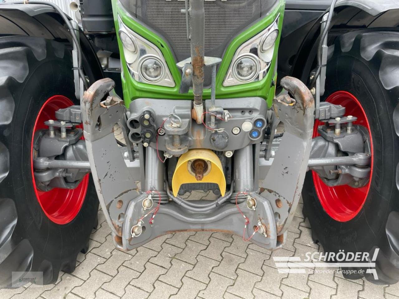 Traktor typu Fendt 724 S4 PROFI PLUS, Gebrauchtmaschine v Wildeshausen (Obrázek 9)