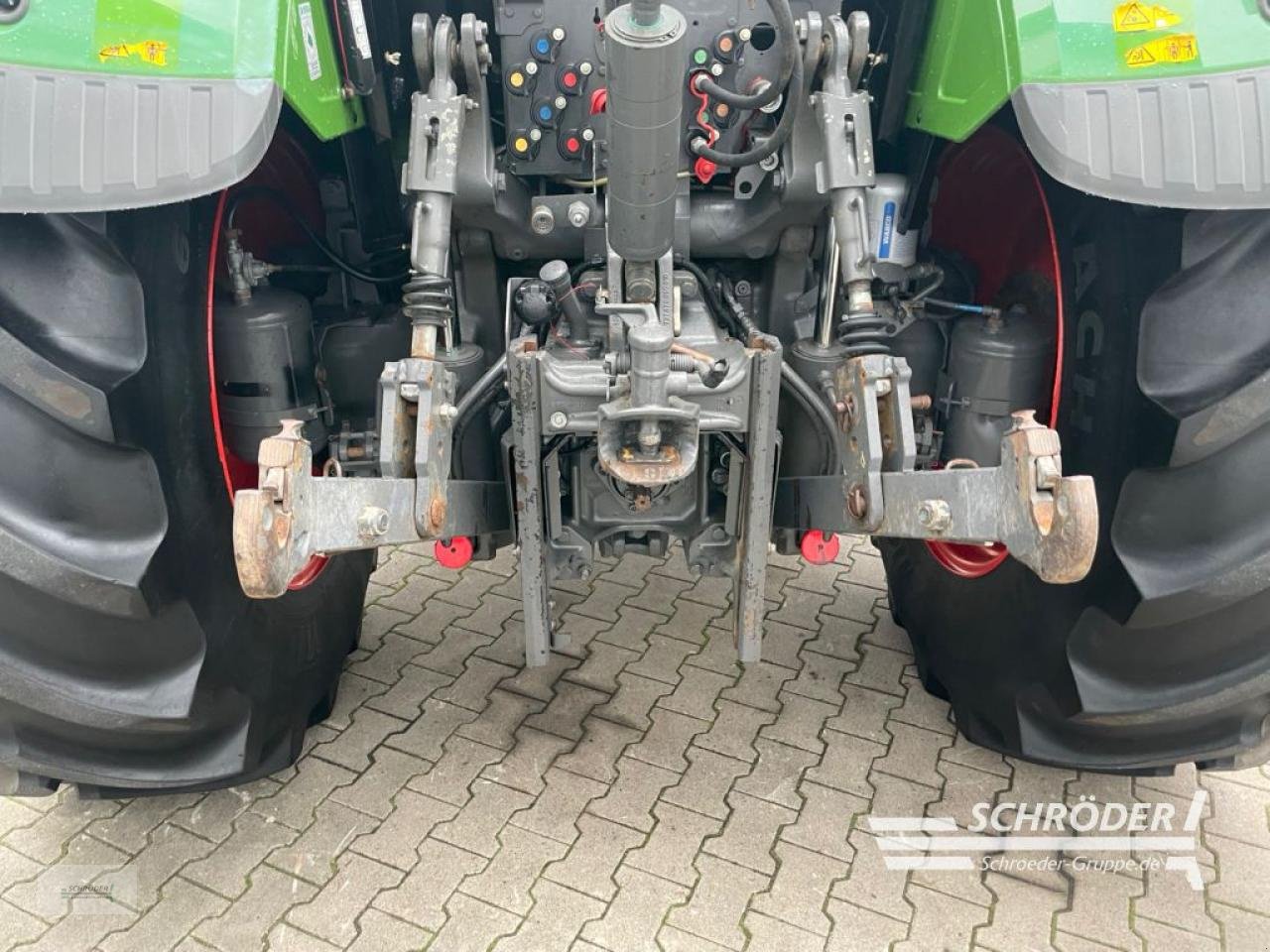 Traktor typu Fendt 724 S4 PROFI PLUS, Gebrauchtmaschine v Wildeshausen (Obrázek 20)
