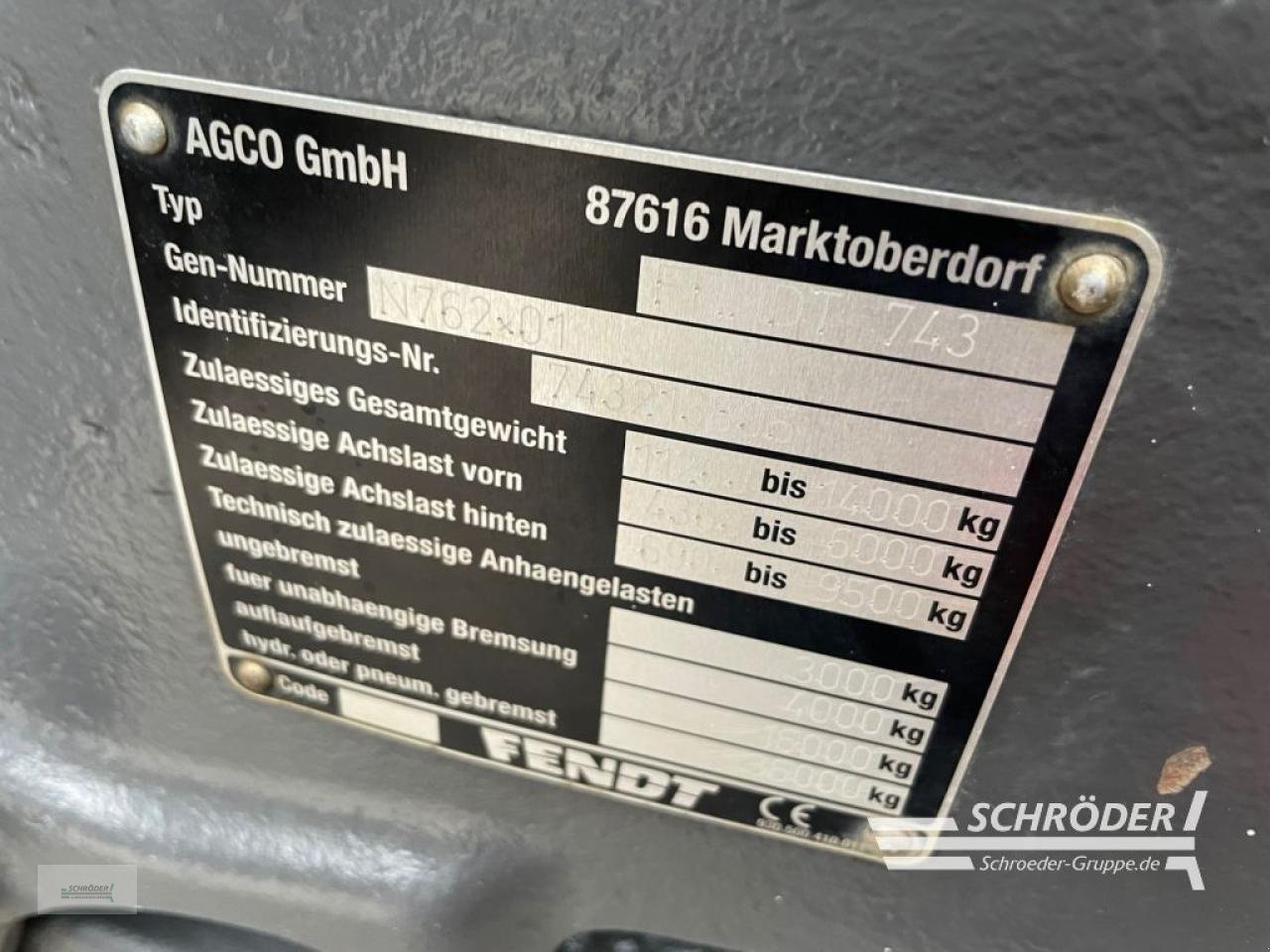 Traktor typu Fendt 724 S4 PROFI PLUS, Gebrauchtmaschine v Wildeshausen (Obrázek 23)