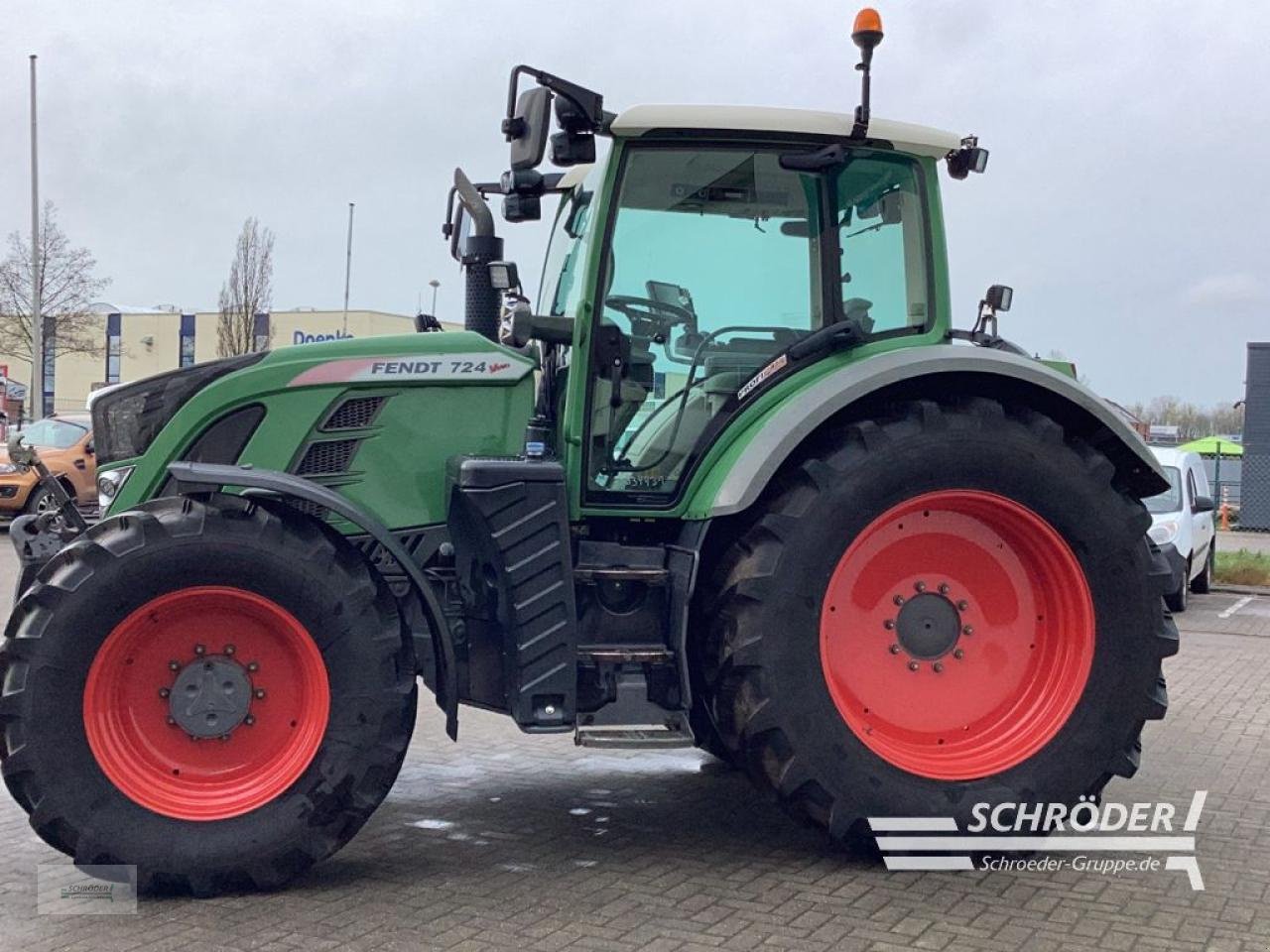 Traktor от тип Fendt 724 S4 PROFI PLUS, Gebrauchtmaschine в Norden (Снимка 4)