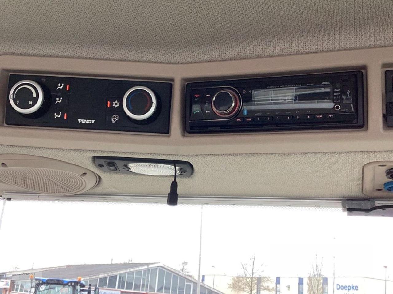 Traktor от тип Fendt 724 S4 PROFI PLUS, Gebrauchtmaschine в Norden (Снимка 7)