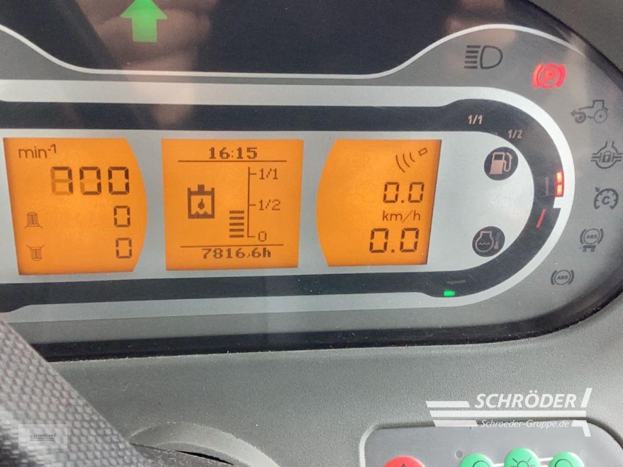 Traktor от тип Fendt 724 S4 PROFI PLUS, Gebrauchtmaschine в Norden (Снимка 16)