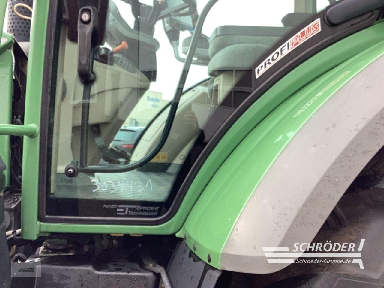Traktor от тип Fendt 724 S4 PROFI PLUS, Gebrauchtmaschine в Norden (Снимка 17)
