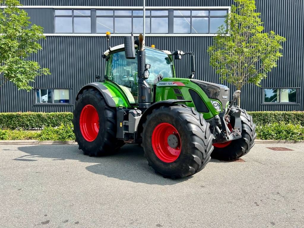 Traktor des Typs Fendt 724 S4 Profi, Gebrauchtmaschine in Nijkerkerveen (Bild 5)