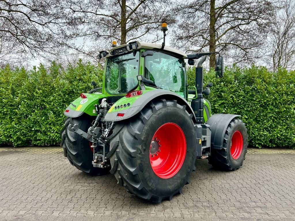 Traktor типа Fendt 724 S4 Profi, Gebrauchtmaschine в Nijkerkerveen (Фотография 4)