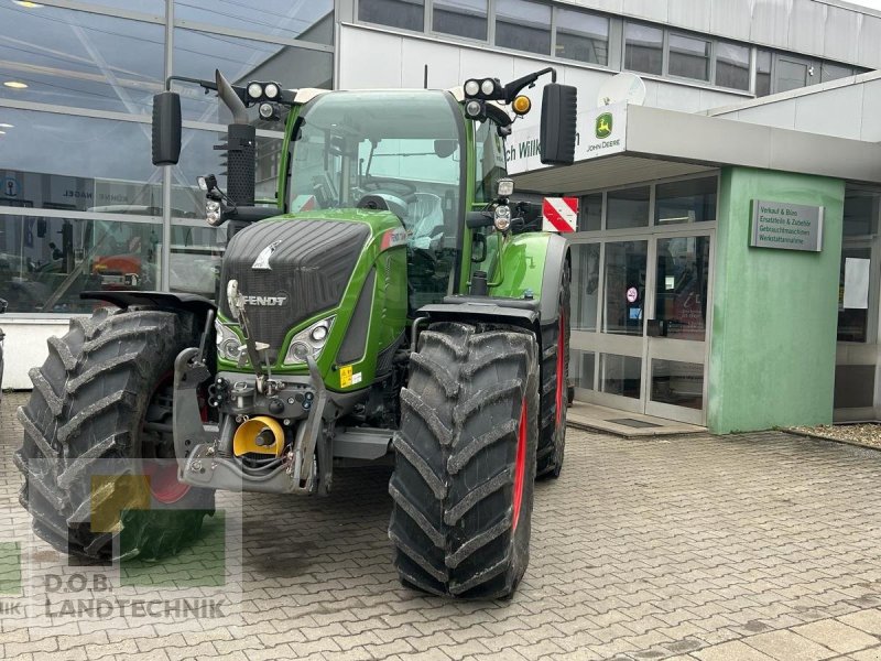 Traktor типа Fendt 724 S4 ProfiPlus RTK, Gebrauchtmaschine в Regensburg (Фотография 1)