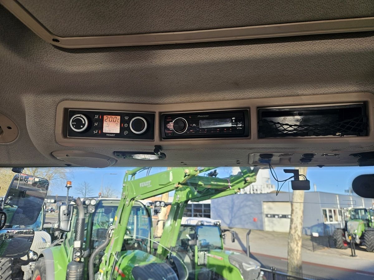 Traktor типа Fendt 724 S4 ProfiPlus, Gebrauchtmaschine в Staphorst (Фотография 9)